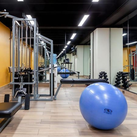 La Joya Pachuca Hotel Bagian luar foto The gym at the hotel