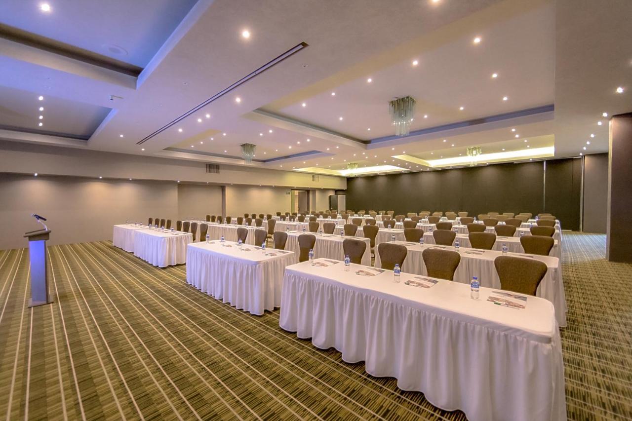 La Joya Pachuca Hotel Bagian luar foto Meeting room